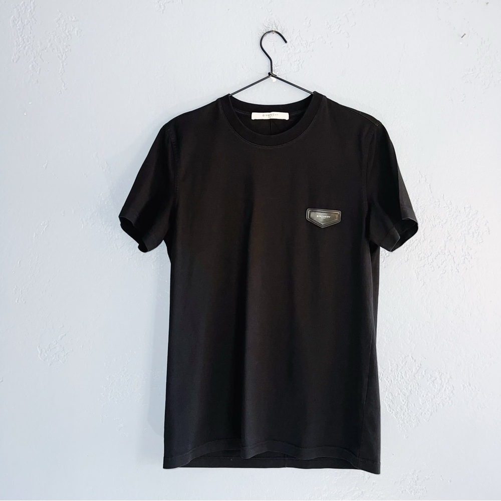 Givenchy Lambleather Patch Tee Shirt Size Small - image 1
